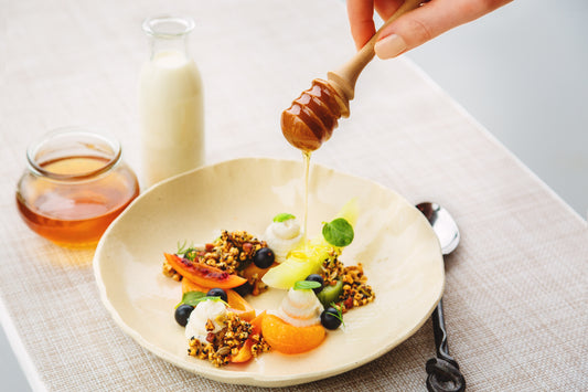 9 Reasons to Eat Honey Every Day