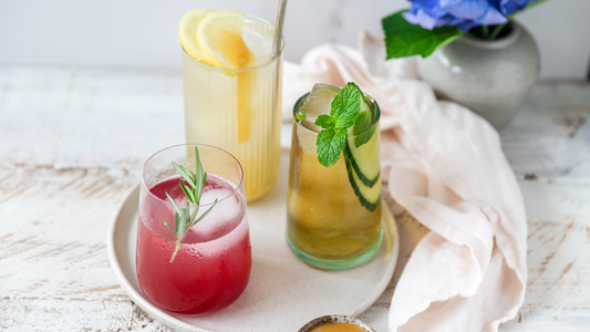 Support gut health this summer. Enjoy the benefits of Manuka honey with your drinks